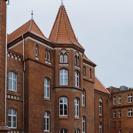 Lägenhetshotell Arche Dwor Uphagena